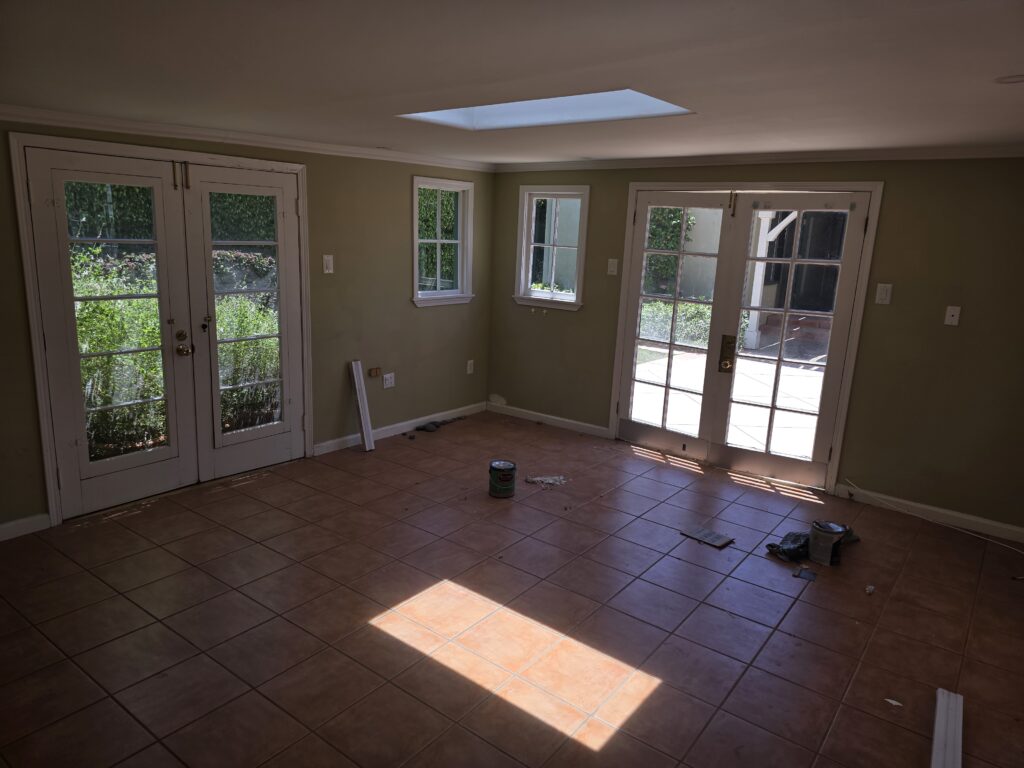 mold damage woodland hills